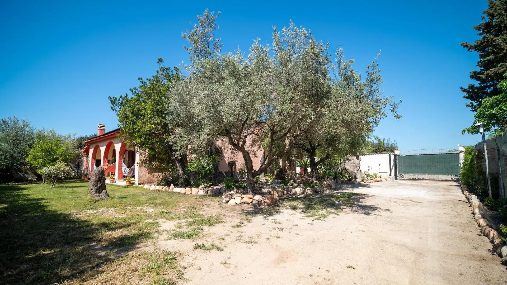 Resonance Experience - Healing Villa Escape Surrounded By Nature & Ancient Sites Sant Isidoro  Holiday home Sant Isidoro (Sardinia)